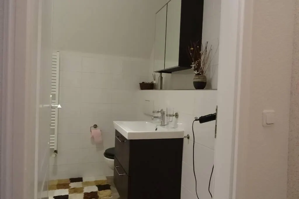 Ferienwohnung Ca 110 Qm Zzgl 17 Qm Terrasse هانوفر
