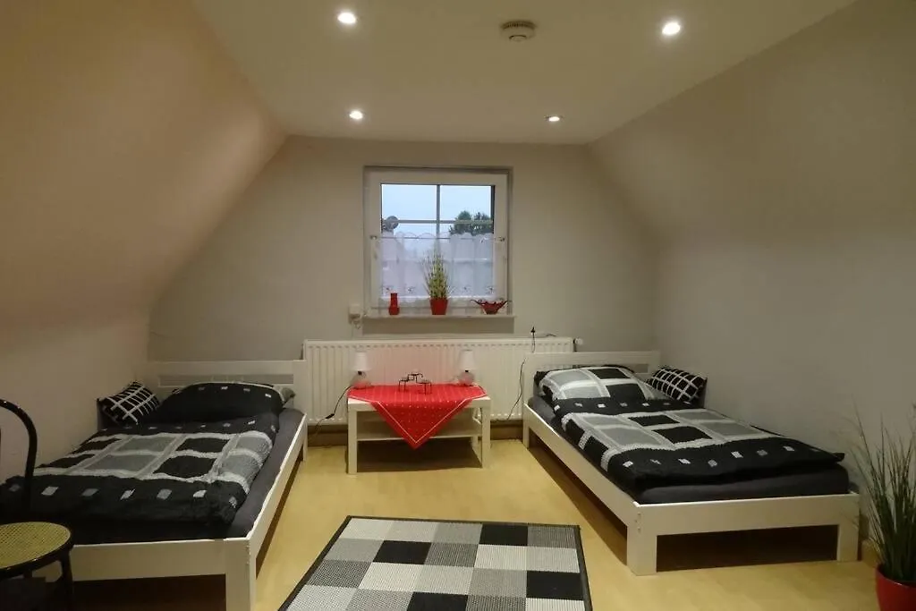 Ferienwohnung Ca 110 Qm Zzgl 17 Qm Terrasse Hannover 0*,  Německo