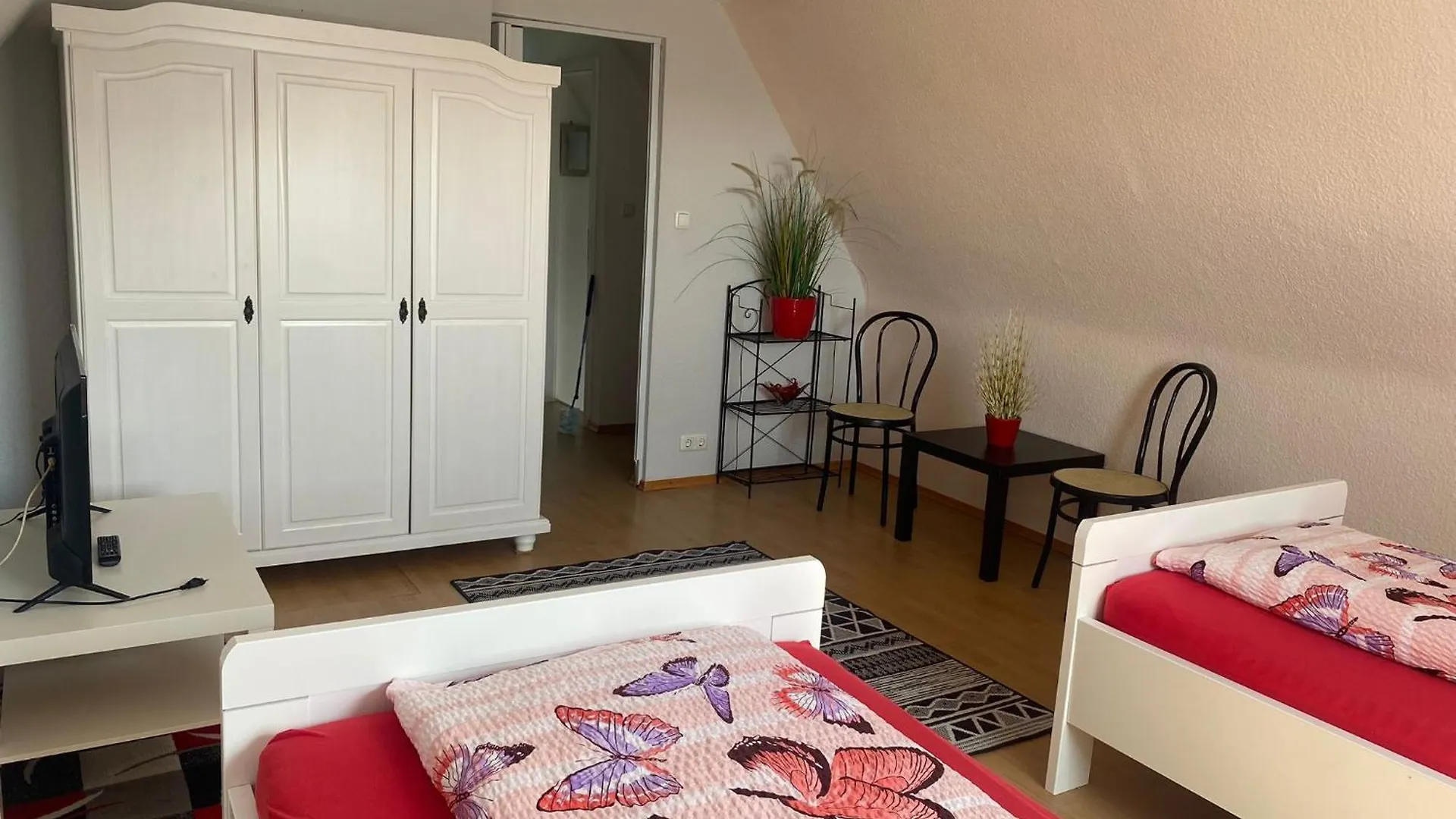 Apartament Ferienwohnung Ca 110 Qm Zzgl 17 Qm Terrasse Hanower